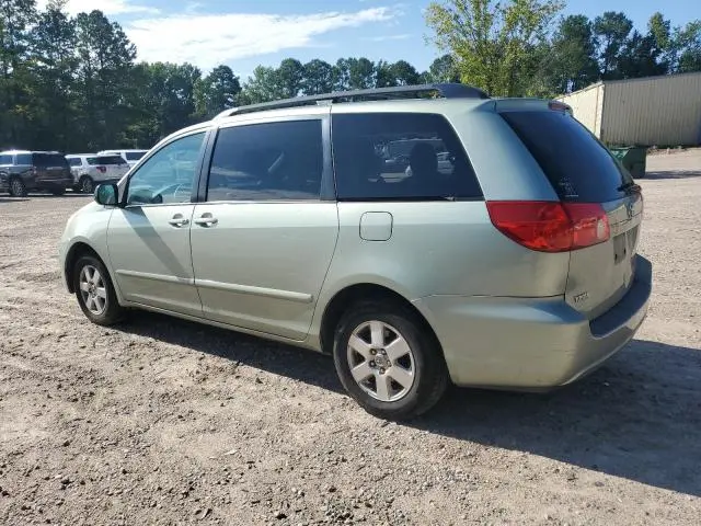 2010 TOYOTA SIENNA CE  