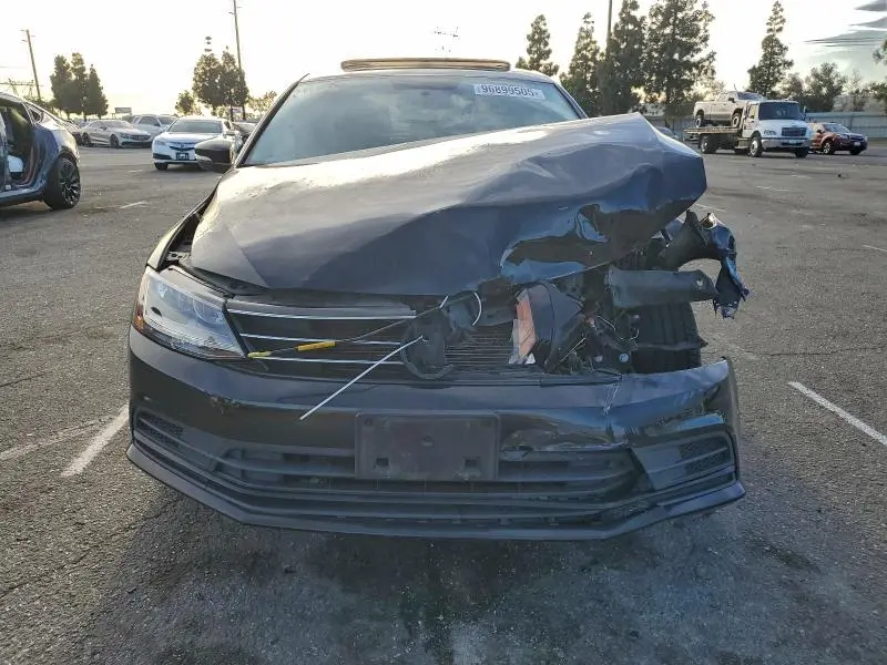 2017 VOLKSWAGEN JETTA SE  