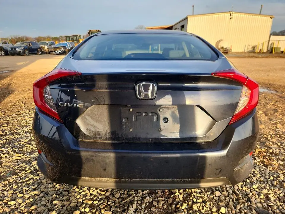 2018 HONDA CIVIC LX  