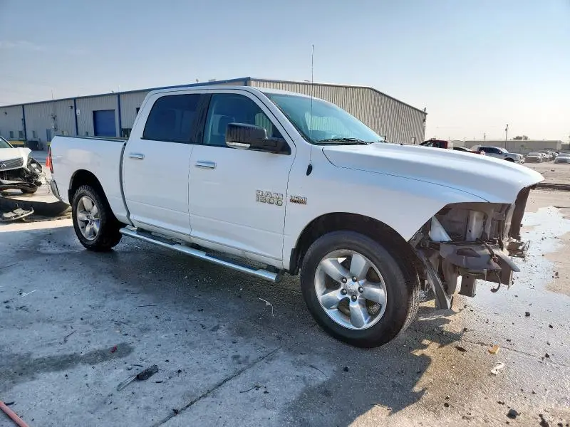 2017 RAM 1500 SLT