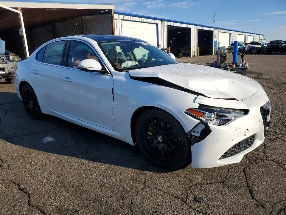 2019 ALFA ROMEO GIULIA TI  