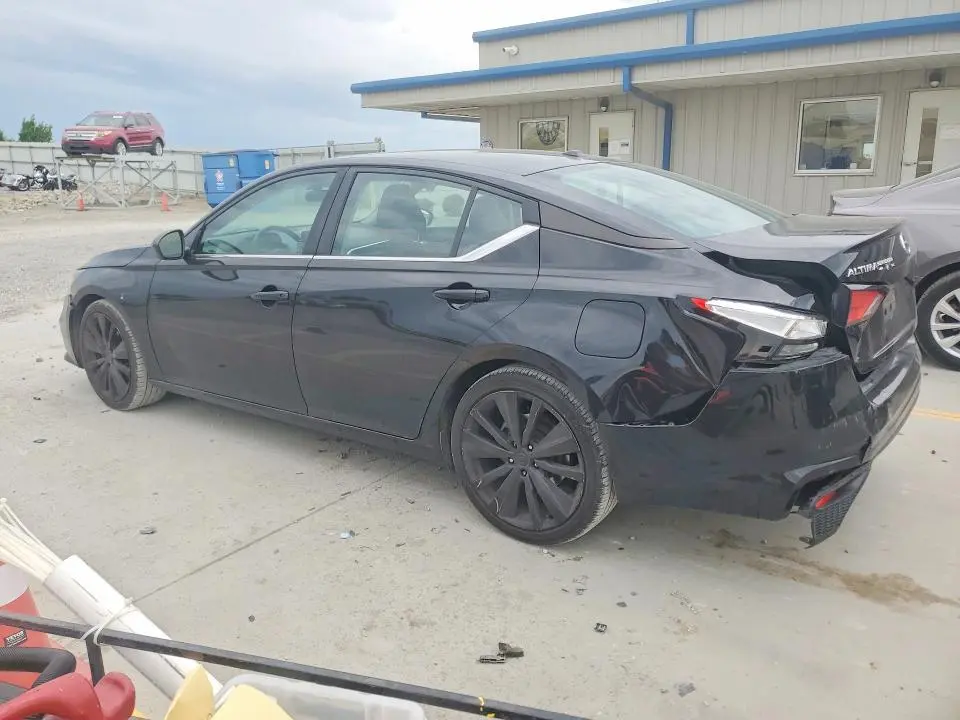 2020 NISSAN ALTIMA SR  