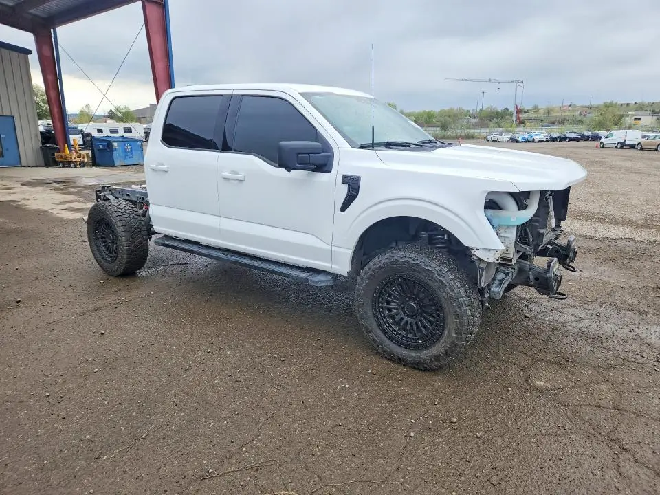2024 FORD F150 XLT  
