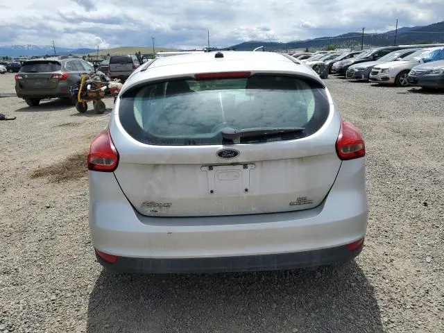 2016 FORD FOCUS SE  