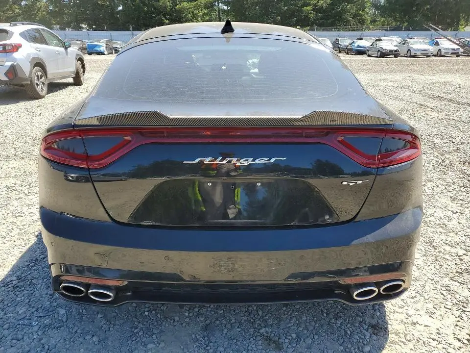 2018 KIA STINGER GT-LINE  