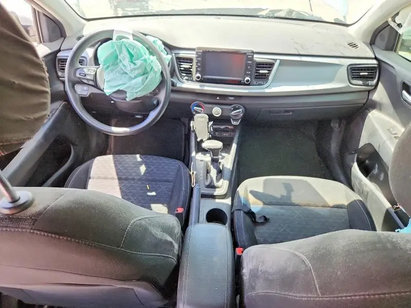 2020 KIA RIO S  