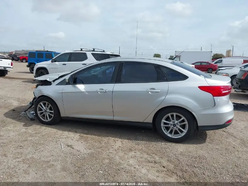 2015 FORD FOCUS SE