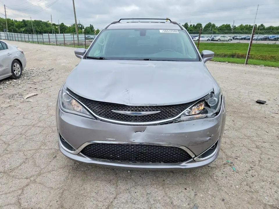 2017 CHRYSLER PACIFICA TOURING L  