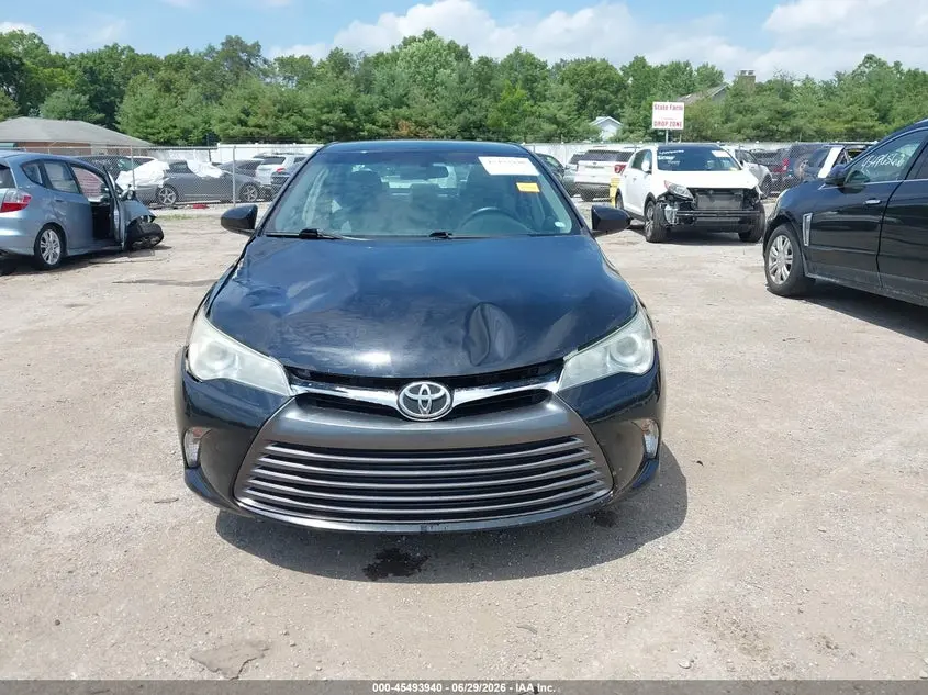 2016 TOYOTA CAMRY LE