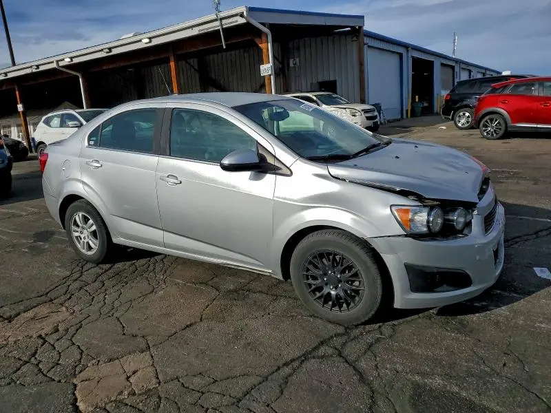 2014 CHEVROLET SONIC LT  