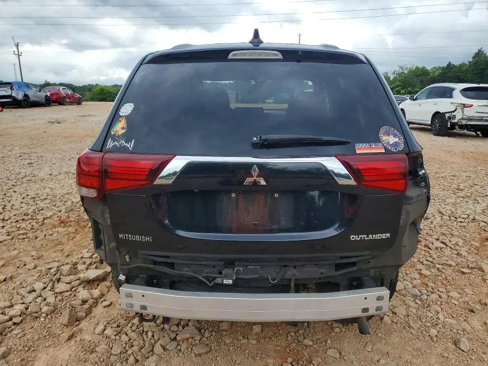 2017 MITSUBISHI OUTLANDER SE  
