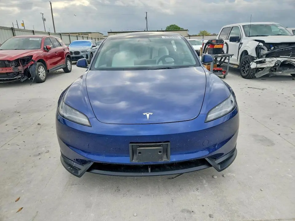 2024 TESLA MODEL 3   