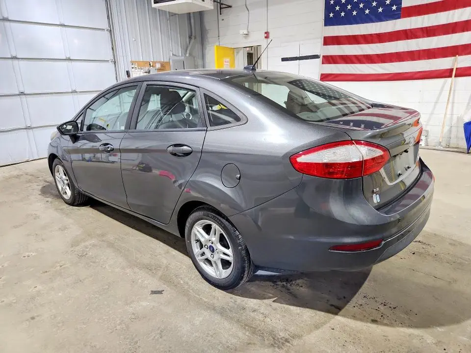 2017 FORD FIESTA SE  