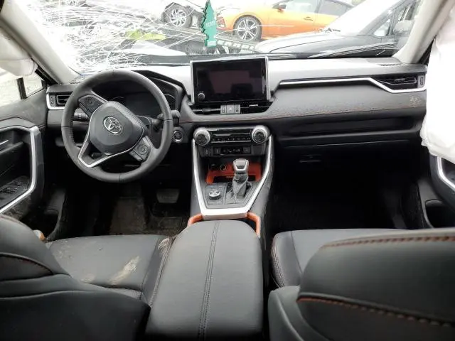 2025 TOYOTA RAV4 ADVENTURE  