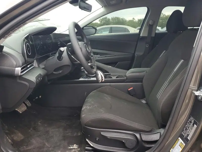 2024 HYUNDAI ELANTRA BLUE  