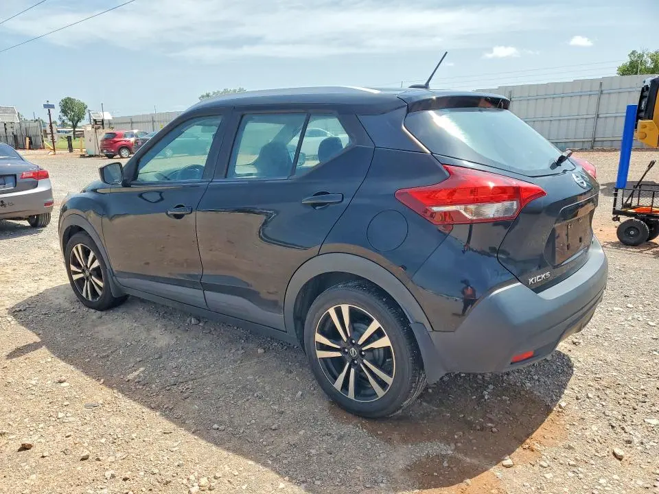 2019 NISSAN KICKS SV  