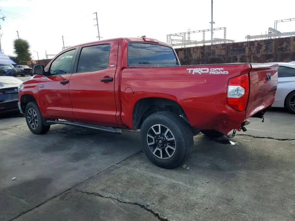 2020 TOYOTA TUNDRA CREWMAX SR5  