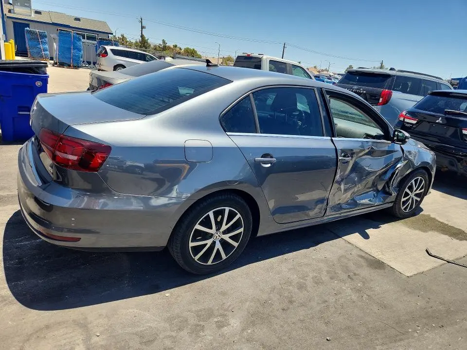 2017 VOLKSWAGEN JETTA SE  