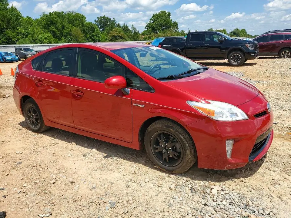 2013 TOYOTA PRIUS THREE  
