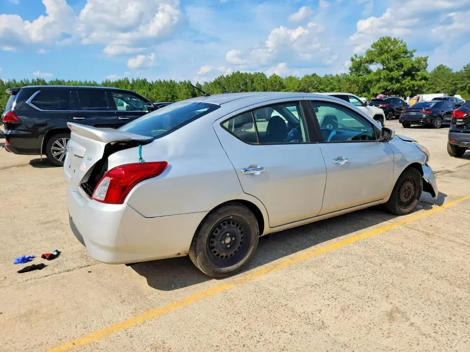 2017 NISSAN VERSA 1.6 SV  