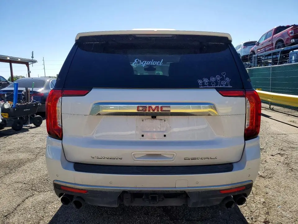 2021 GMC YUKON DENALI  