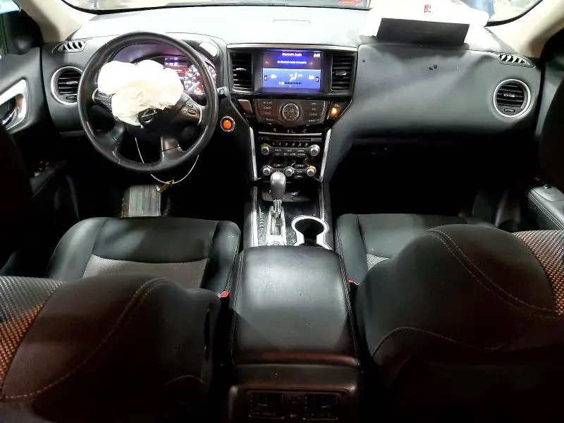 2018 NISSAN PATHFINDER SV  