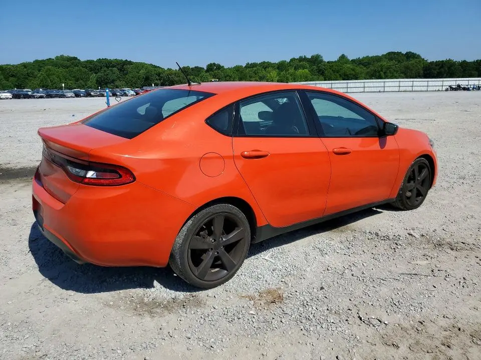 2015 DODGE DART SXT  