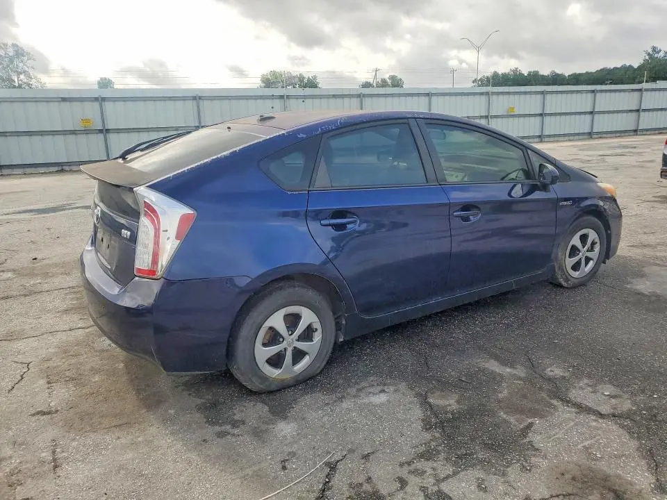 2012 TOYOTA PRIUS THREE  