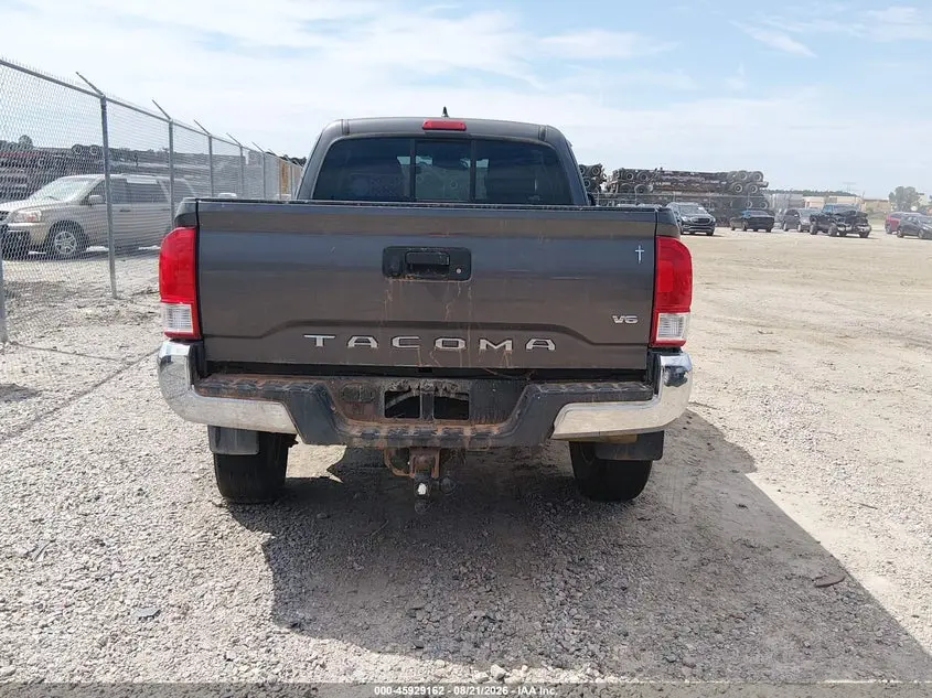 2016 TOYOTA TACOMA SR5 V6