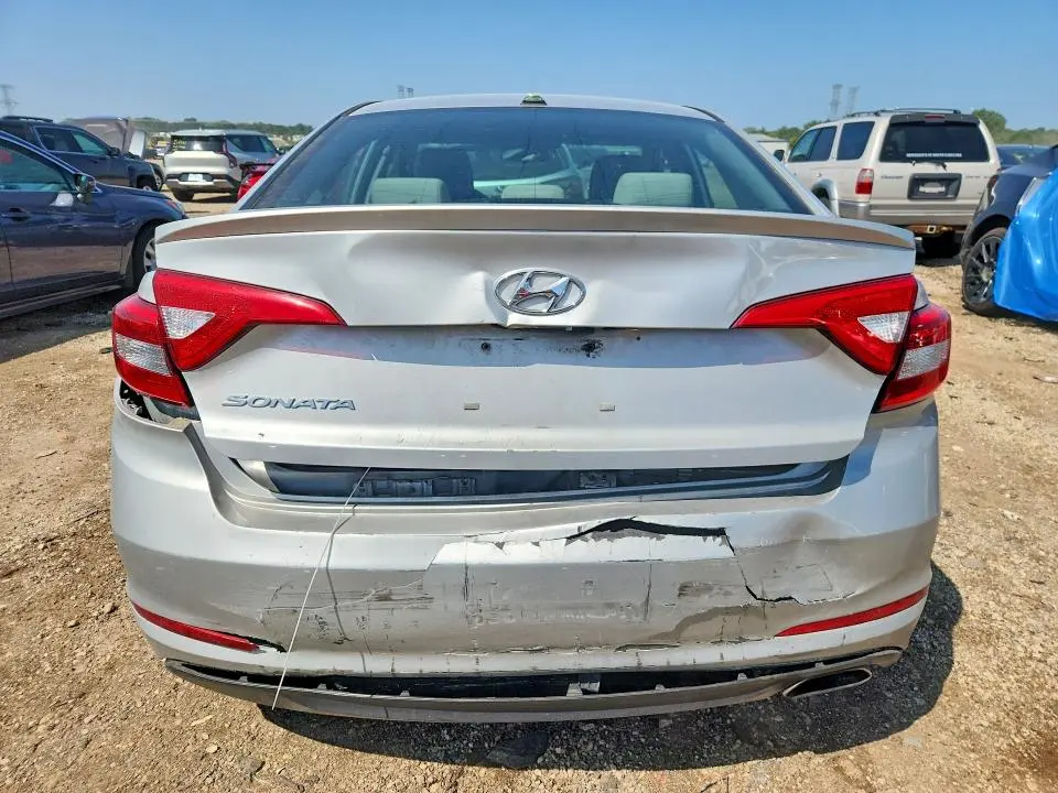 2017 HYUNDAI SONATA SE  