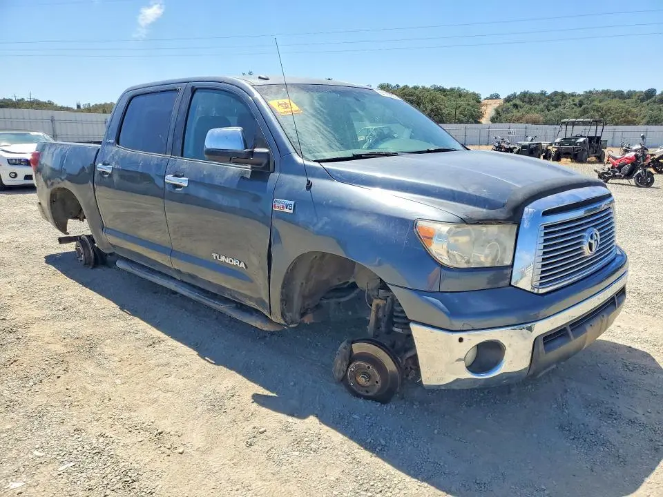 2010 TOYOTA TUNDRA CREWMAX LIMITED  