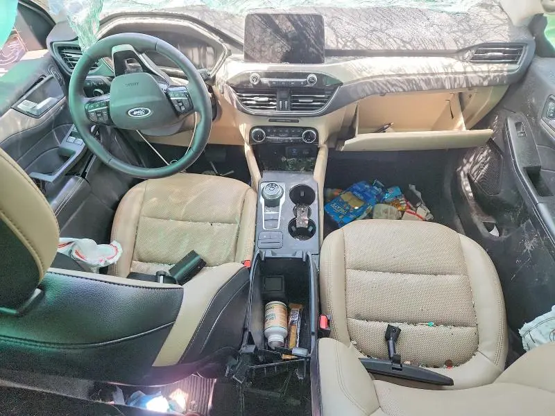 2022 FORD ESCAPE SEL  