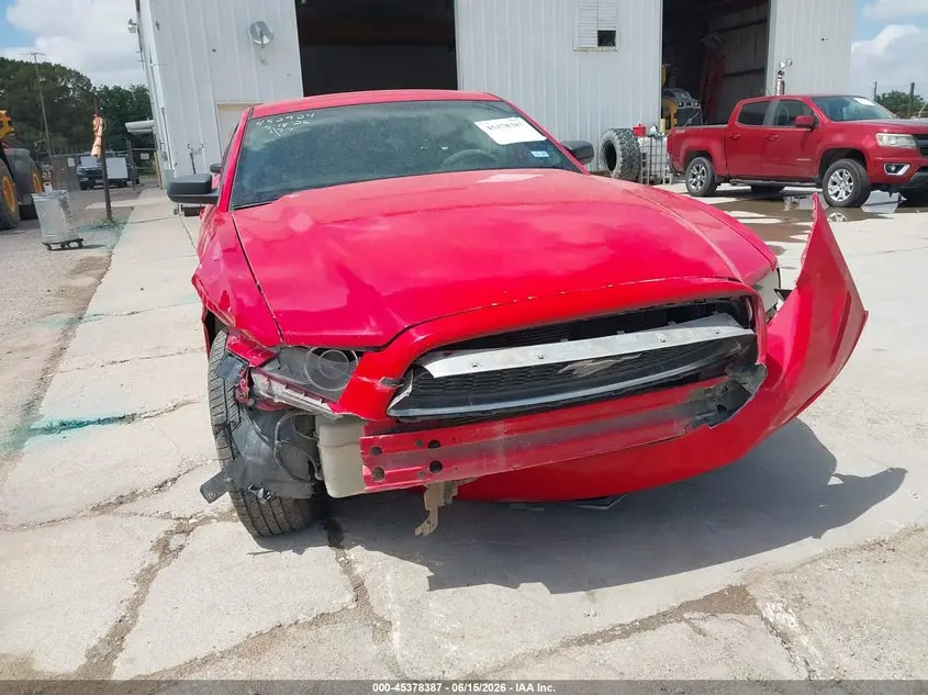 2014 FORD MUSTANG V6