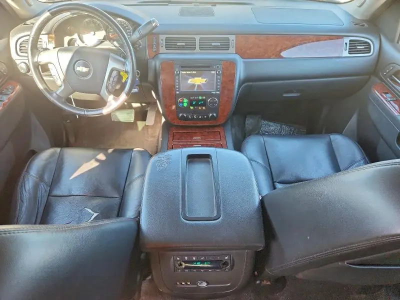2013 CHEVROLET SUBURBAN C1500 LTZ  
