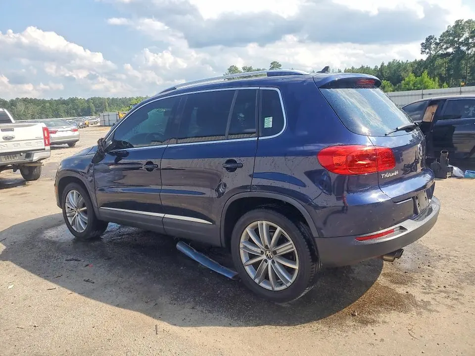 2012 VOLKSWAGEN TIGUAN S  