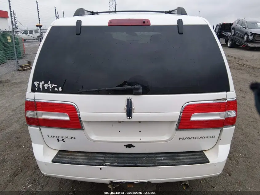 2014 LINCOLN NAVIGATOR  
