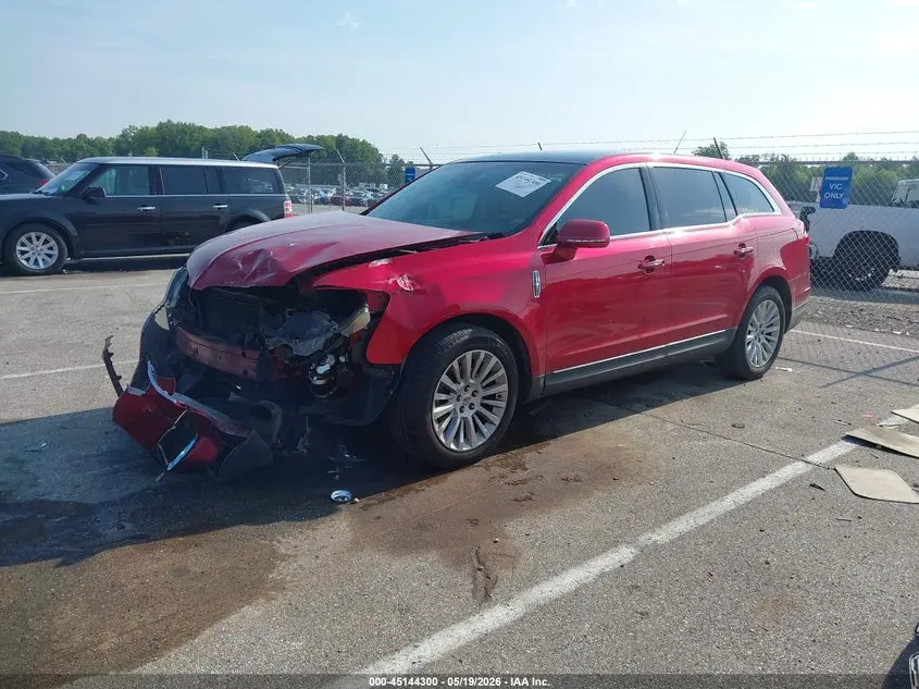 2010 LINCOLN MKT  