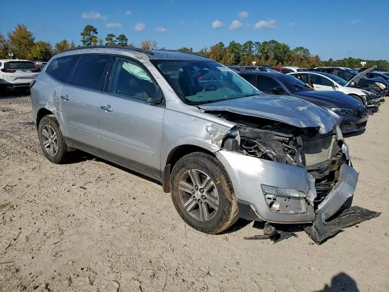 2015 CHEVROLET TRAVERSE LT  