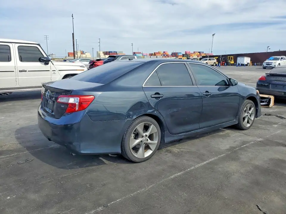 2014 TOYOTA CAMRY SE SPORT  