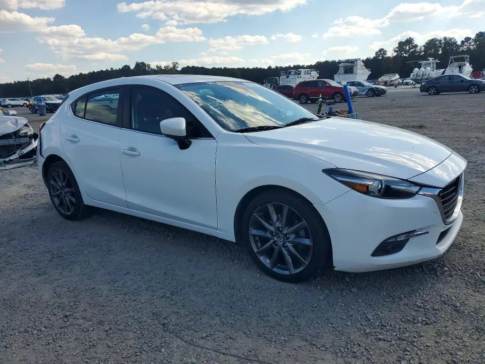 2018 MAZDA 3 GRAND TOURING  