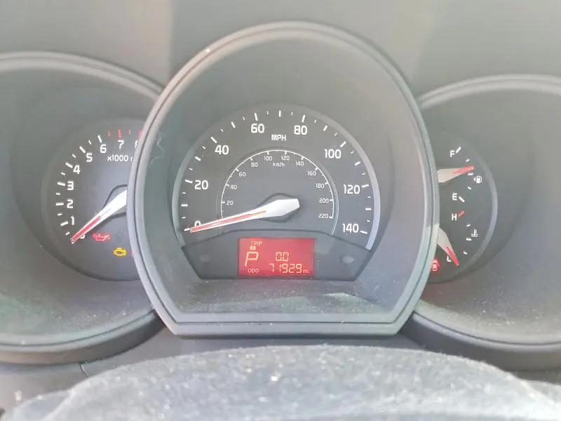 2016 KIA RIO LX  