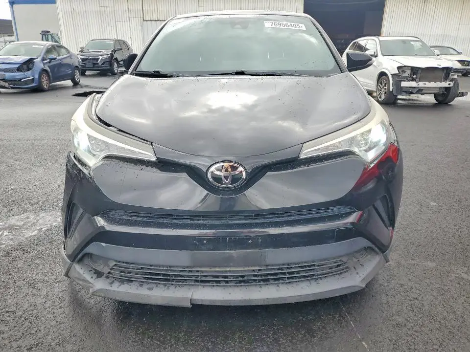 2018 TOYOTA C-HR XLE  