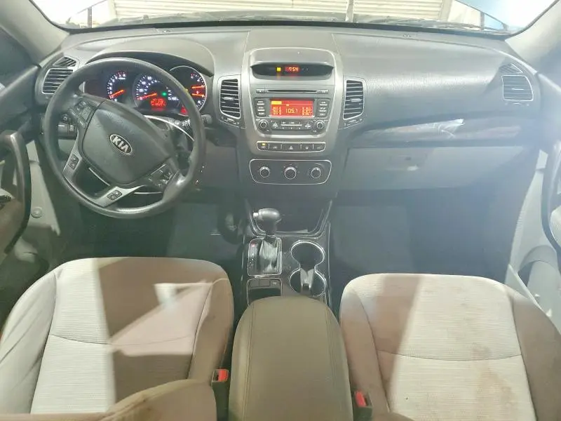 2014 KIA SORENTO LX  