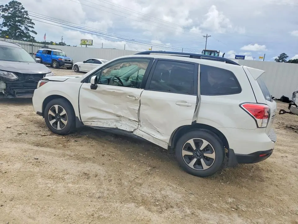2017 SUBARU FORESTER 2.5I PREMIUM  