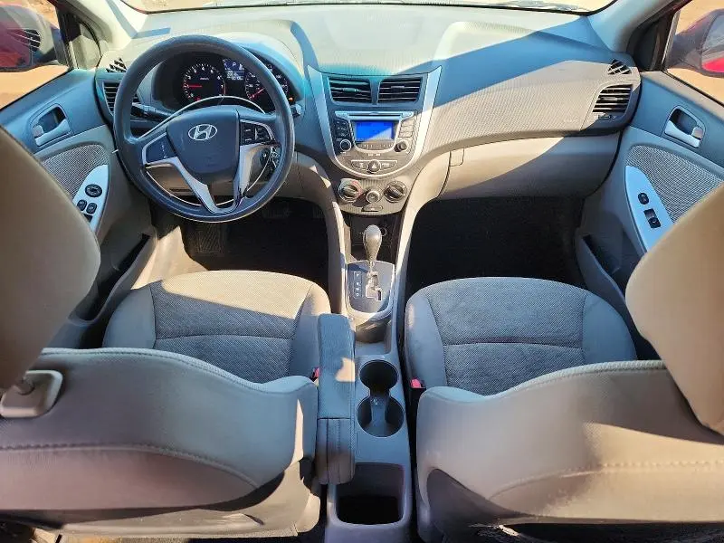 2013 HYUNDAI ACCENT GS  