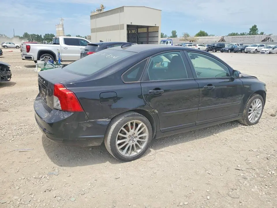 2010 VOLVO S40 2.4I  