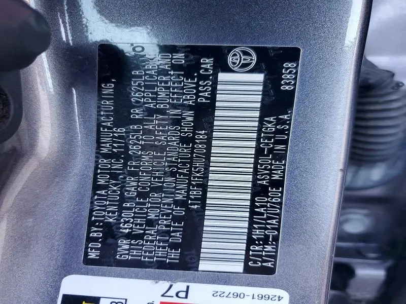 2017 TOYOTA CAMRY XLE  