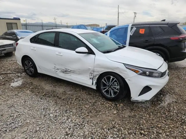 2024 KIA FORTE LX  