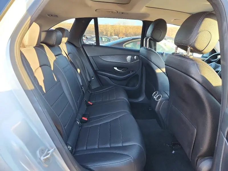 2016 MERCEDES-BENZ GLC 300 4MATIC  