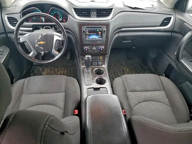 2016 CHEVROLET TRAVERSE LT  